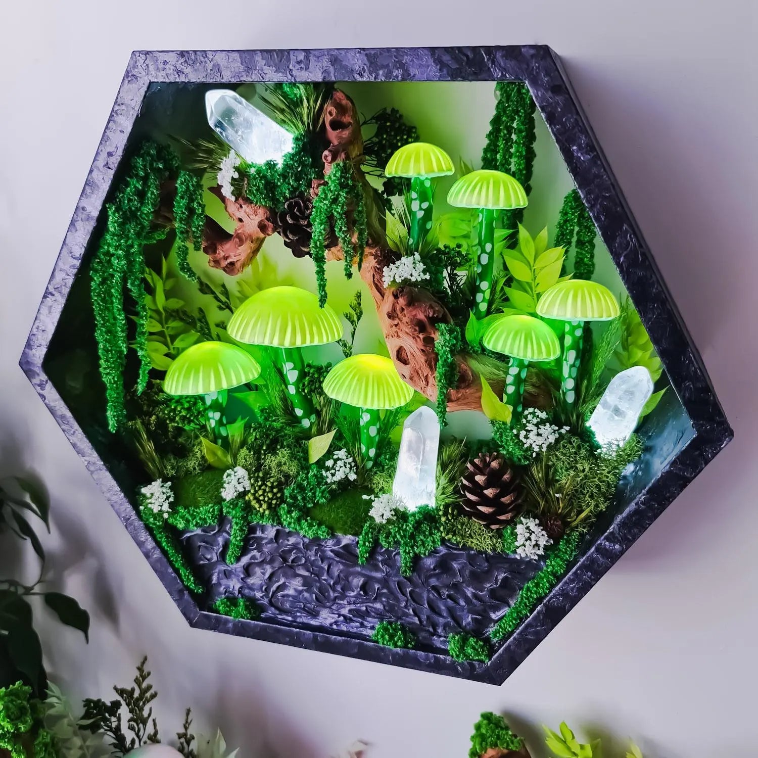 Medium Mushroom Wall Lamp – Magical Moss Diorama, USB Rechargeable LED